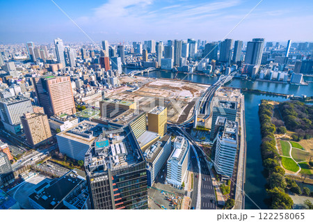 日本の東京都市景観 新時代へ。築地市場跡地などを望む。再開発…＝令和7年1月23日 122258065