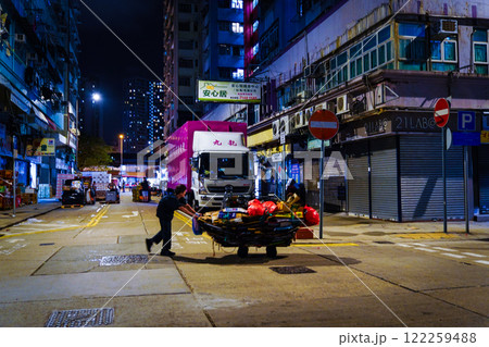 香港旺角市場夜の日常「旺角」 香港旺角市場夜の日常「旺角」 122259488