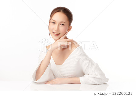 Beautiful young asian woman with clean fresh skin on white background, Face care, Facial treatment, Cosmetology, beauty and spa, Asian women portrait. Beautiful young asian woman with clean fresh skin on white background, Face care, Facial treatment, Cosmetology, beauty and spa, Asian women portrait. 122260123