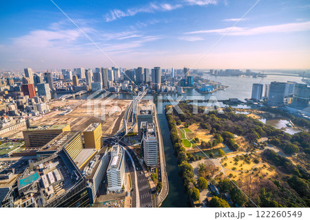日本の東京都市景観 新時代へ。築地市場跡地などを望む。再開発…＝令和7年1月23日 122260549