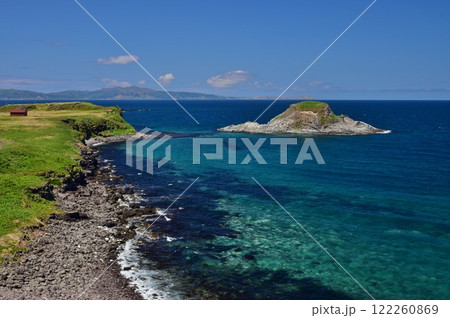 エゾカンゾウ咲き誇る利尻島 エゾカンゾウ咲き誇る利尻島 122260869