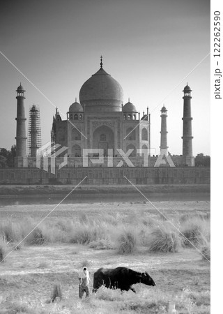 Taj Mahal. retro style photography Taj Mahal. retro style photography 122262590