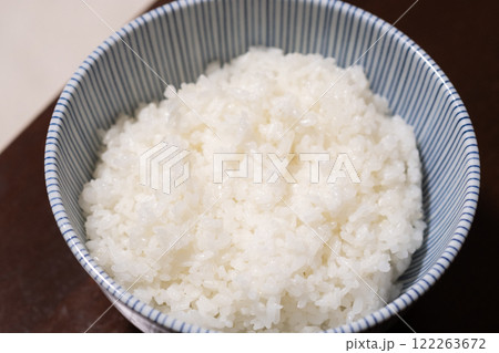 丼飯のイメージ (写真素材) 丼飯のイメージ (写真素材) 122263672