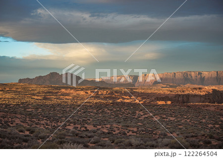 view of the Grand Canyon in Arizona view of the Grand Canyon in Arizona 122264504