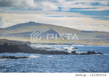 Ocean and Rano Raraku volcano on Easter Island 122264518