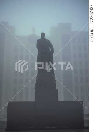 Lenin in Minsk in heavy fog 122267482