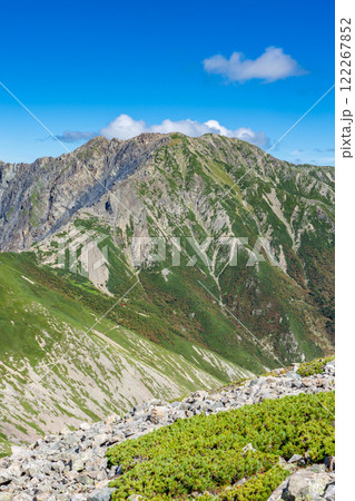 小赤石岳から見る荒川岳(前岳)南アルプス 赤石岳登山 小赤石岳から見る荒川岳(前岳)南アルプス 赤石岳登山 122267852