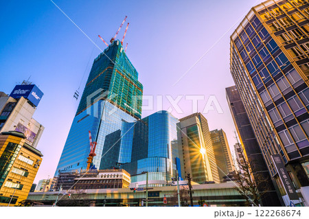 日本の東京都市景観1月23日。日本橋一丁目の再開発事業などを望む。新時代に希望の光…=令和7年 日本の東京都市景観1月23日。日本橋一丁目の再開発事業などを望む。新時代に希望の光…=令和7年 122268674