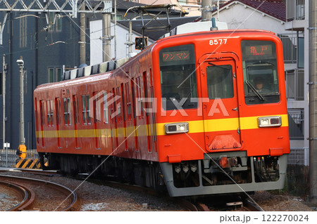 ［TS］東武亀戸線8000系電車（リバイバル塗装-赤色） 122270024