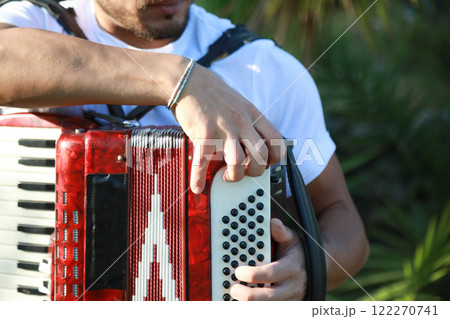 Hand Of A Professional Accordion Player Hand Of A Professional Accordion Player 122270741
