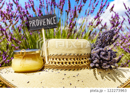 Summer hat and honey at lavender field, Provence France. 122273963