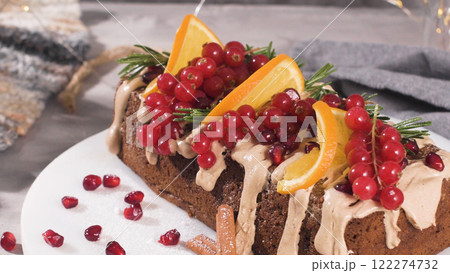 Christmas home made cinnamon cake Christmas home made cinnamon cake 122274732