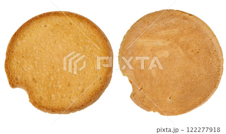 A round piece of bread made from white wheat flour, toast bread 122277918
