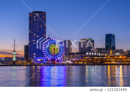 神戸ハーバーランドの美しい夜景 神戸ハーバーランドの美しい夜景 122281489