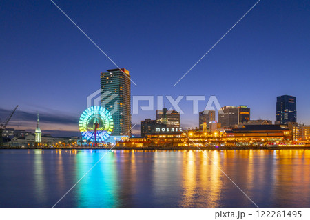 神戸ハーバーランドの美しい夜景 122281495