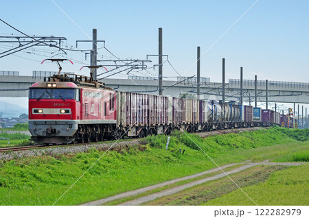 羽越本線　岩舟町－村上　JR貨物　EF510-17（富山） 122282979