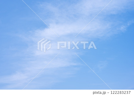 冬の空 青空 空 晴れ 1月 素材 【神奈川県 横浜市】 122283237