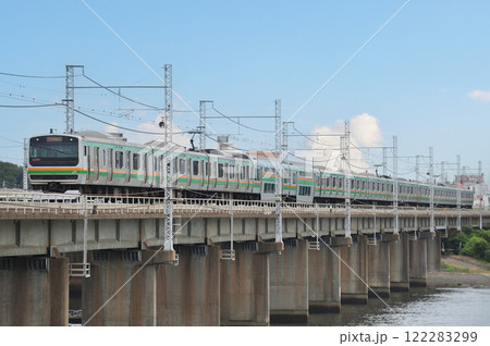 東海道本線　茅ヶ崎－平塚　JR東日本　E231系1000番台　K-29編成（国府津） 122283299