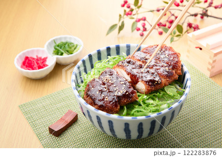 ソースかつ丼 ソースかつ丼 122283876