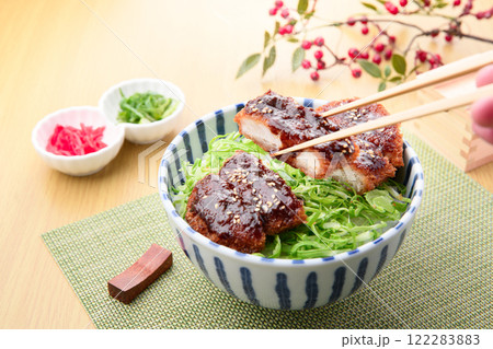 ソースかつ丼 ソースかつ丼 122283883