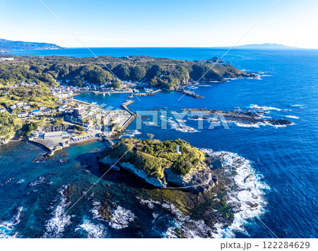 恵比須島と須崎港（静岡県下田市） 122284629