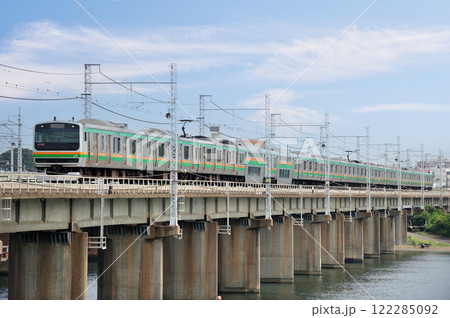 東海道本線　茅ヶ崎－平塚　JR東日本　E231系1000番台　K-29編成（国府津） 122285092