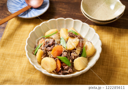 基本の肉じゃが 牛肉使用 基本の肉じゃが 牛肉使用 122285611