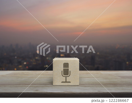 Business communication concept 122286667