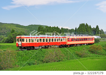 いすみ鉄道　上総中川－城見ヶ丘　キハ52-125＋キハ28-2346 122287179