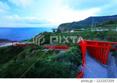 赤い鳥居　　元乃隅神社4045 122287209