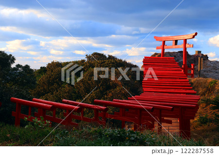 赤い鳥居　　元乃隅神社6941 122287558