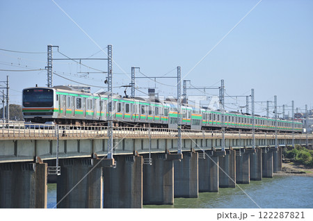 東海道本線　茅ヶ崎－平塚　JR東日本　E231系1000番台　K-31編成（国府津） 122287821