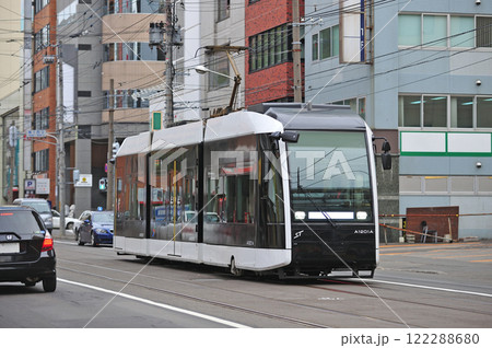 札幌市電 西8丁目-西11丁目 A1200形 A1201編成 ポラリス 札幌市電 西8丁目-西11丁目 A1200形 A1201編成 ポラリス 122288680