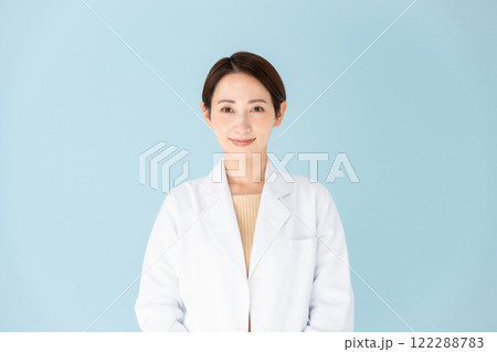 白衣の女性 ポートレート 白衣の女性 ポートレート 122288783