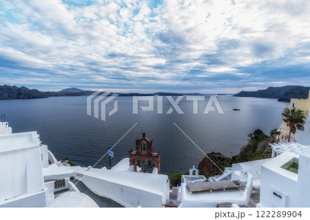 Oia Village Alleyway in Santorini Oia Village Alleyway in Santorini 122289904
