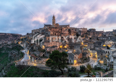 Sassi Sunset Viewpoint Matera 122290795