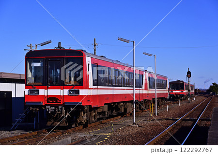 鹿島臨海鉄道大洗駅に留置させる6000形気動車 鹿島臨海鉄道大洗駅に留置させる6000形気動車 122292767