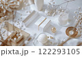 白を基調にしたおしゃれな小物 122293105