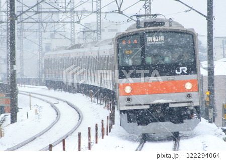［JM］雪の武蔵野線205系5000番台 122294064