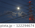 満月と鉄塔 122294674