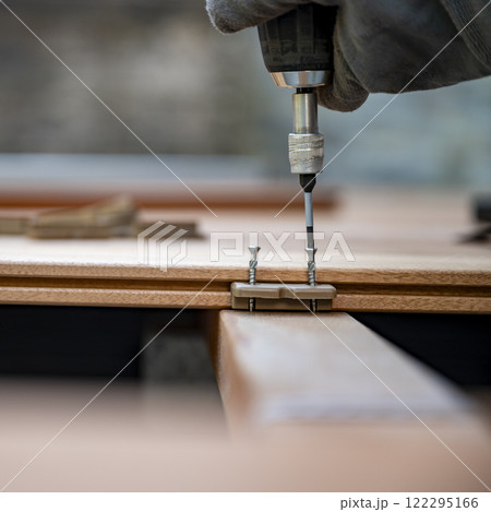 Drilling hinges for precise woodwork assembly Drilling hinges for precise woodwork assembly 122295166
