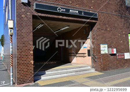 港区役所駅（名古屋市営地下鉄）名港線 122295699