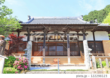 福岡県田川郡福智町にある曹洞宗寺院興国寺本堂 122298123
