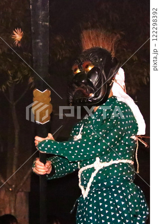 東光寺の鬼会に登場した青鬼 122298392
