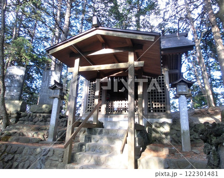 秩父　三峯神社の御仮屋 122301481