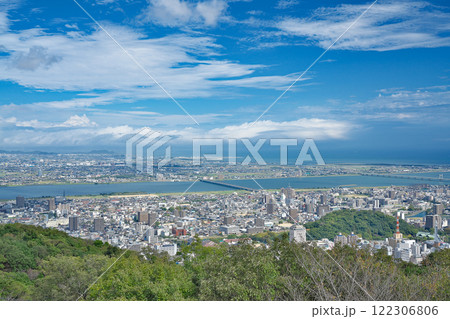 【眉山展望台より徳島市内を一望】 徳島県徳島市眉山町茂助ケ原 【眉山展望台より徳島市内を一望】 徳島県徳島市眉山町茂助ケ原 122306806