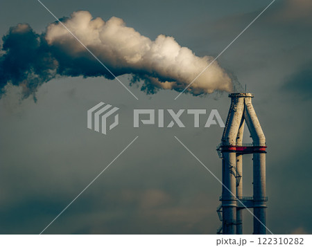 脱炭素の悲観シナリオ　地球温暖化 122310282