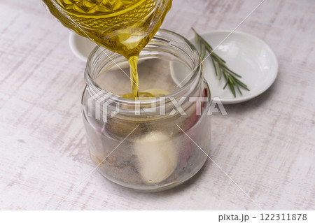 牡蠣のオイル漬けを作る工程　レシピ 122311878