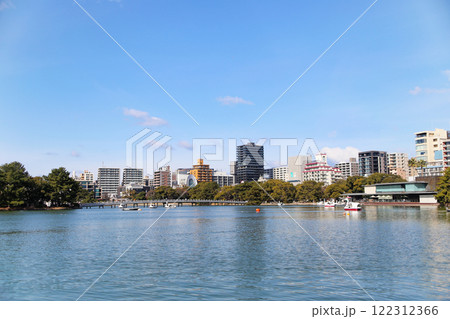 アヒルボートと大濠公園 122312366