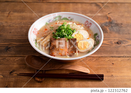 豚骨ラーメン 豚骨ラーメン 122312762
